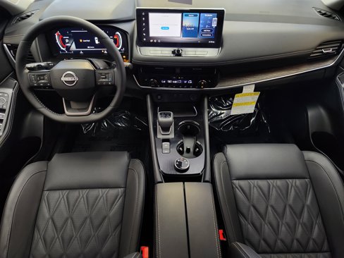 New 2026 Nissan Rogue Platinum image 10