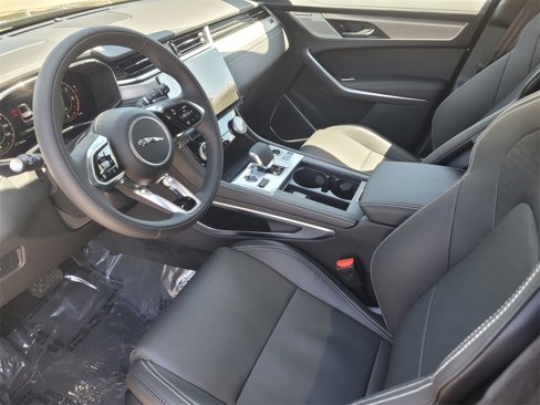 New 2026 Jaguar F-PACE R-Dynamic S image 13