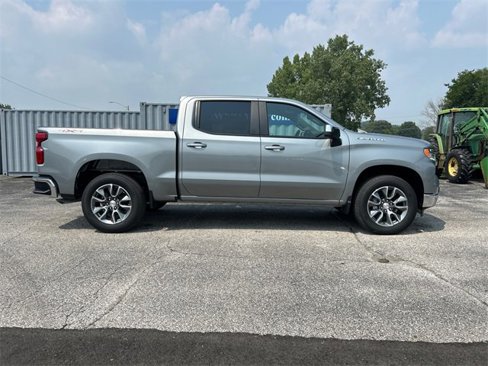 New 2026 Chevrolet Silverado 1500 LT image 3