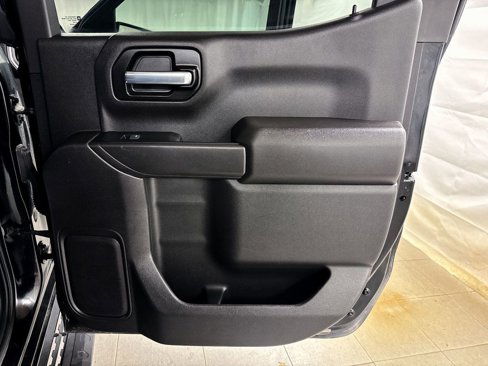Used 2022 Chevrolet Silverado 1500 LT image 16