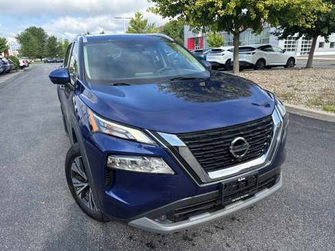 Certified 2021 Nissan Rogue SV w/ Premium Package image 3