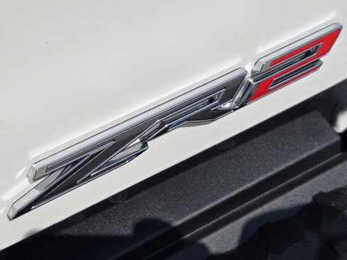 New 2026 Chevrolet Colorado ZR2 w/ Technology Package image 8