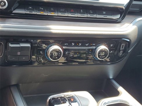 Certified 2024 GMC Sierra 1500 SLT w/ SLT Premium Plus Package image 18