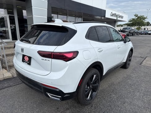 New 2025 Buick Envision Sport Touring image 9