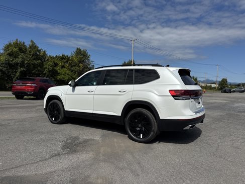 New 2026 Volkswagen Atlas SE image 7