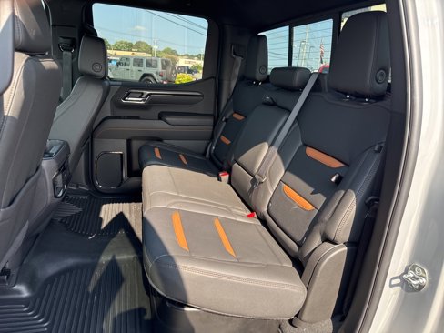Used 2025 GMC Sierra 1500 AT4 w/ AT4 Preferred Package image 23