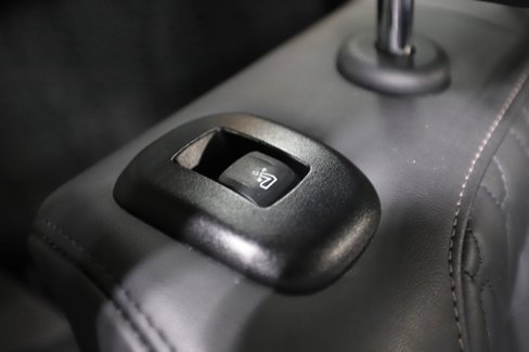 Used 2023 BMW X7 xDrive40i w/ Premium Package image 33