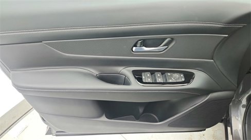 New 2025 Nissan Murano SV image 30