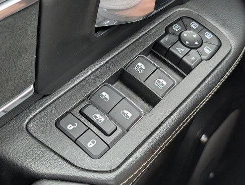 New 2026 RAM 2500 Laramie image 9