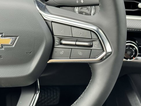 New 2026 Chevrolet Equinox LT w/ LPO, Floor Liner Package image 10