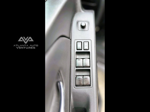 Used 2024 Nissan Frontier SV image 22