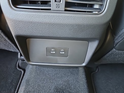 New 2025 Nissan Rogue Platinum image 18
