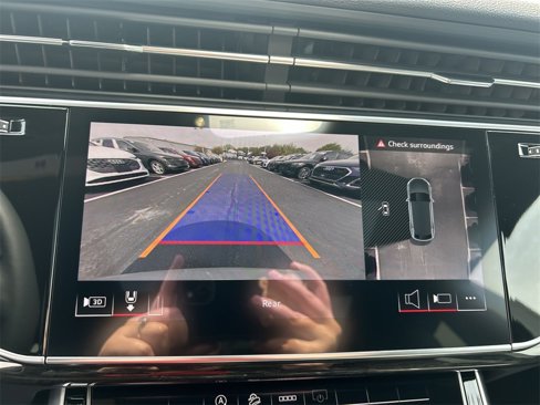 New 2025 Audi Q8 Premium image 28