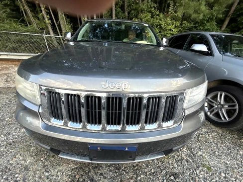 Used 2013 Jeep Grand Cherokee Limited w/ Trailer Tow Group IV image 4