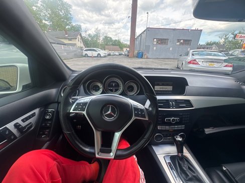 Used 2013 Mercedes-Benz C 300 4MATIC Sedan image 4