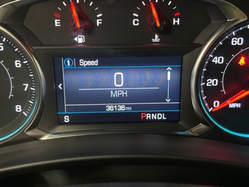 Used 2023 Chevrolet Equinox RS w/ LPO, Floor Liner Package image 10