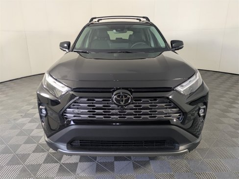 Used 2025 Toyota RAV4 Limited image 2