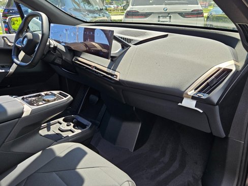 New 2026 BMW iX xDrive60 w/ Premium Package image 23