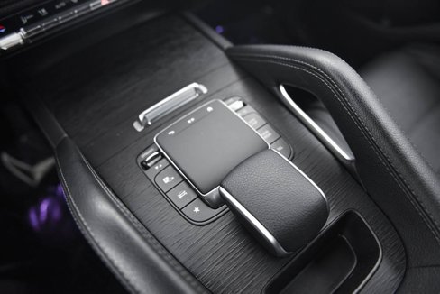 Used 2024 Mercedes-Benz GLE 450 4MATIC image 23