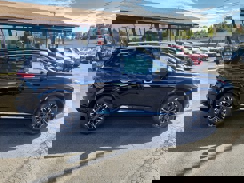 New 2026 Nissan Rogue Platinum image 9