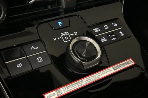 New 2025 Subaru Solterra Limited image 25