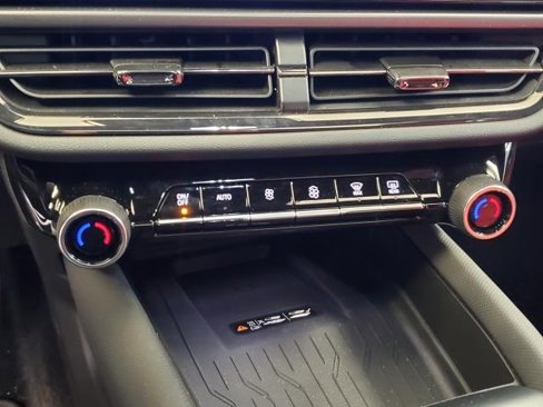 New 2025 Chevrolet Equinox EV RS w/ Active Safety Package 3 image 29