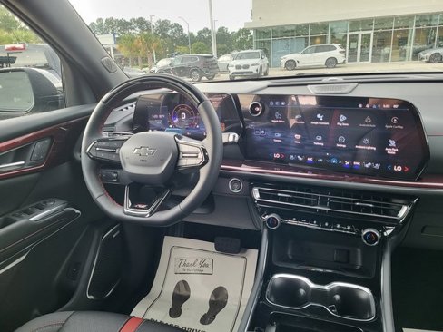 New 2025 Chevrolet Traverse RS image 17