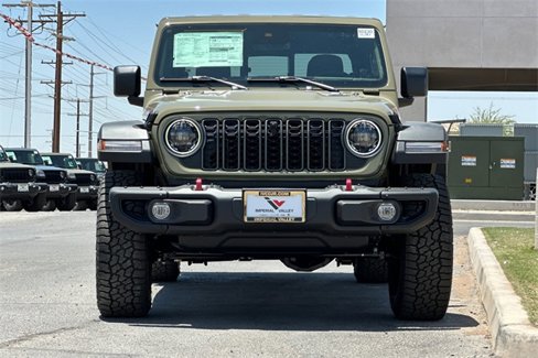 New 2025 Jeep Gladiator Rubicon image 8