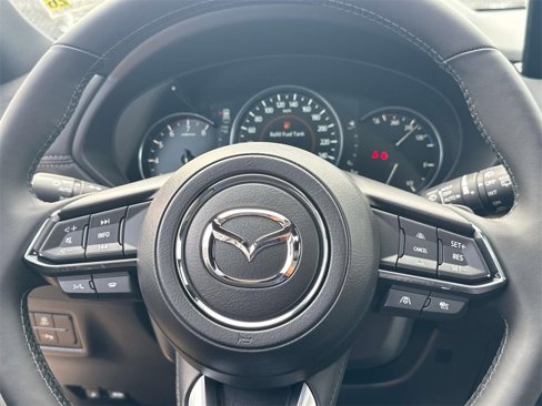 New 2025 MAZDA CX-5 Signature image 15