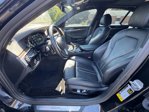 Used 2019 BMW 540i image 11