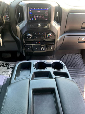 Used 2020 Chevrolet Silverado 1500 Custom w/ Custom Value Package image 11