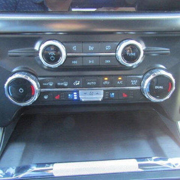 Used 2024 Ford F150 Lariat image 17