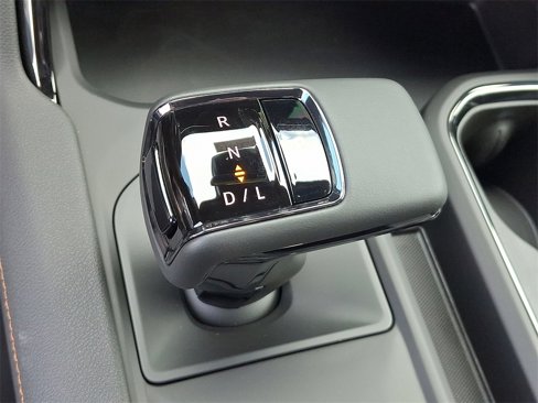 New 2026 GMC Sierra 1500 AT4 w/ AT4 Premium Package image 7