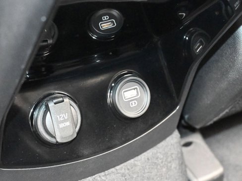 Used 2023 Kia Sorento SX image 37