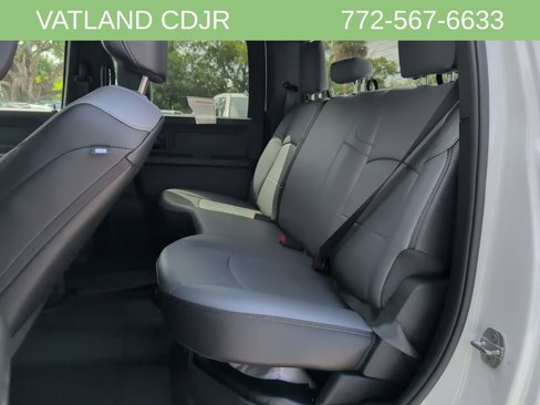 New 2026 RAM 3500 Tradesman w/ Chrome Appearance Group image 28