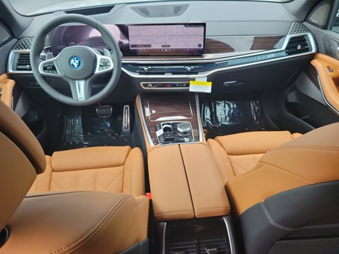 New 2026 BMW X5 xDrive50e w/ M Sport Package image 12