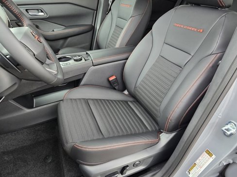 New 2026 Nissan Rogue SV image 14