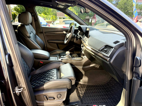 Used 2021 Audi SQ5 Premium Plus w/ Premium Plus Package image 26