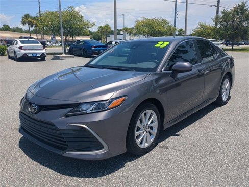 Used 2023 Toyota Camry LE image 20