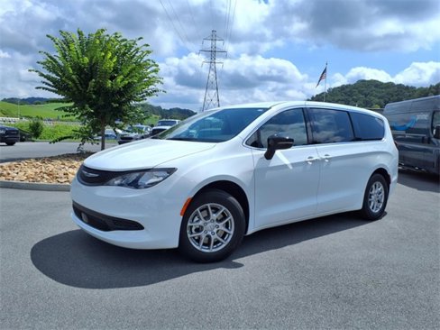 New 2025 Chrysler Voyager LX image 2