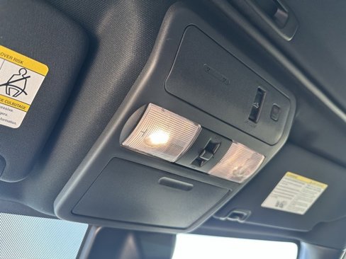Used 2023 Nissan Frontier PRO-4X w/ Pro-4X Premium Package image 41