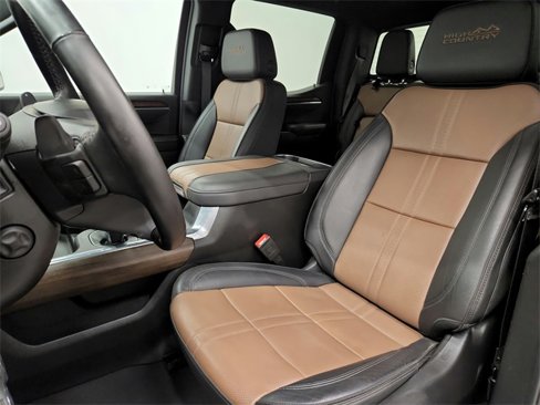 Used 2025 Chevrolet Silverado 1500 High Country w/ Technology Package image 19