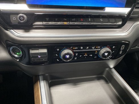 New 2025 Chevrolet Silverado 2500 High Country w/ High Country Premium Package image 37