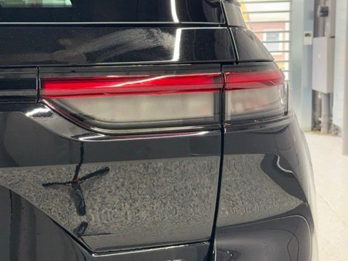 New 2025 Jeep Grand Cherokee Limited w/ Black Appearance Package image 17