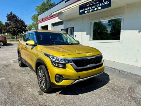 Used 2022 Kia Seltos SX w/ Sunroof Package image 7