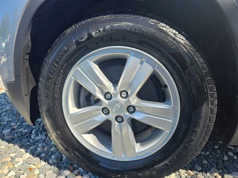Used 2019 Chevrolet Trax LS image 9