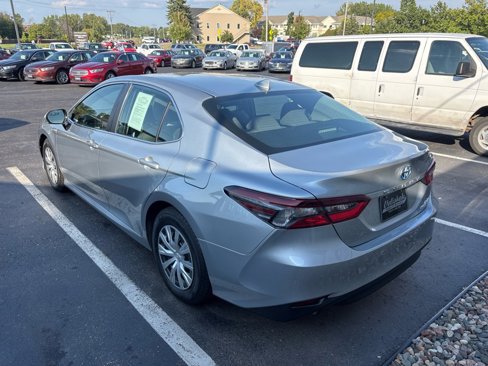 Used 2023 Toyota Camry LE image 5