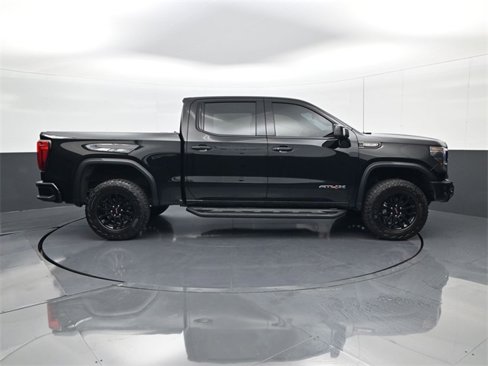 Used 2023 GMC Sierra 1500 AT4X image 4
