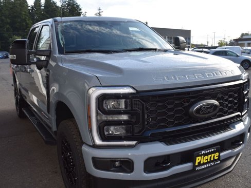 New 2025 Ford F350 Lariat w/ Black Appearance Package image 13