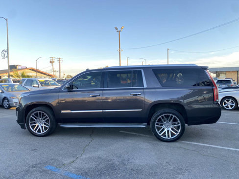 Used 2015 Cadillac Escalade ESV Luxury image 6
